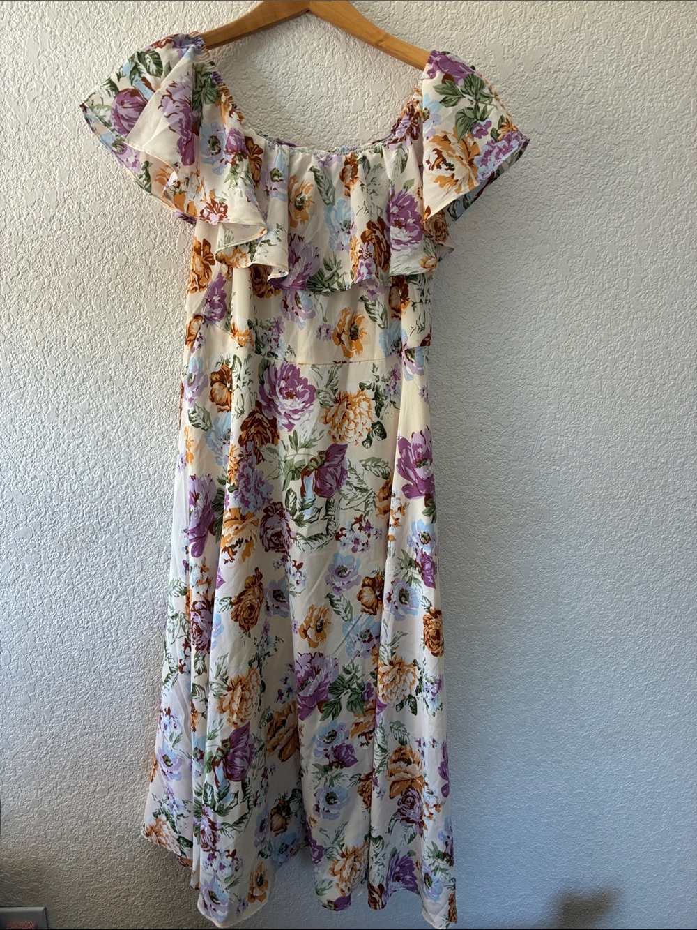 Source Unknown Cream Floral Off-Shoulder Dress with Purple & Mustard Blooms